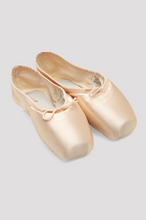 Load image into Gallery viewer, Bloch Pointe Shoes Hannah
