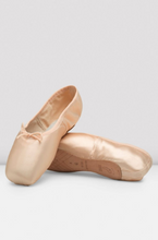 Cargar imagen en el visor de la galería, Bloch Pointe Shoes Aspiration